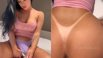 Carol Machado fazendo sexo anal de graça no OnlyFans.