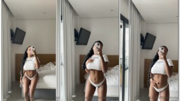 Flaviane Souza, garota sexy e atraente, teve suas fotos de calcinha vazadas na internet