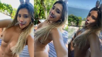 Loh Brasil, loira fitness e gata, sensualizando sem roupa