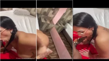 Kaliane Fogaça em vídeo caseiro fudendo gostoso oral e dedando o ânus