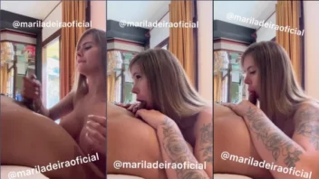 Mariana Ladeira fazendo um boquete e masturbando o rapaz