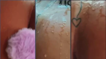 Gabriela Sousa fez sexo anal com um plug, sentindo prazer