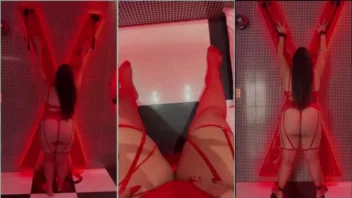 Brunna Medeiros de graça, toda sexy de calcinha com a calcinha bem justa!