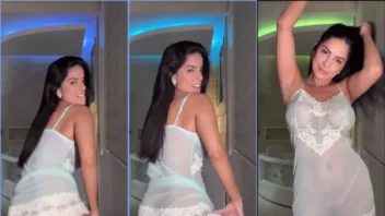 Gab Agazzi, uma delícia de vestido transparente, arrasando no pornô!