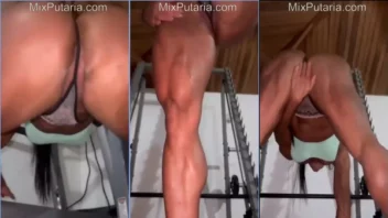 Os melhores vídeos da Gracyanne Barbosa, a gostosona, peladinha no OnlyFans