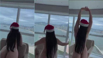 Vídeos quentíssimos da Talita Ravier, toda despida, se divertindo no apê de luxo!