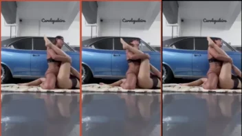 Carol Opaleira e amiga se divertindo juntas na garagem