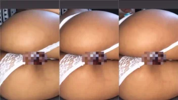 Lizy Donato, aquela morena irresistível, se exibindo de um jeito todo charmoso