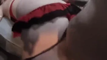 Rolou na internet um vídeo de um casal se esbaldando sem roupa, com uma deliciosa gozada bem na quentinha