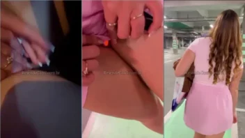 A safadinha da Carol Resende se divertindo com o motorista do Uber na hora de se tocar