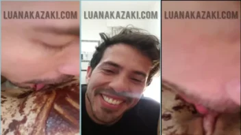 Barbudão se deliciando com a xoxota da linda Luana Kazaki