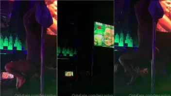 Lessa Silva soltou um vídeo bafônico no OnlyFans, se divertindo com a xoxota!