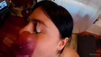 tomar um banho de leitinho no rosto da querida Sheisa Tang
